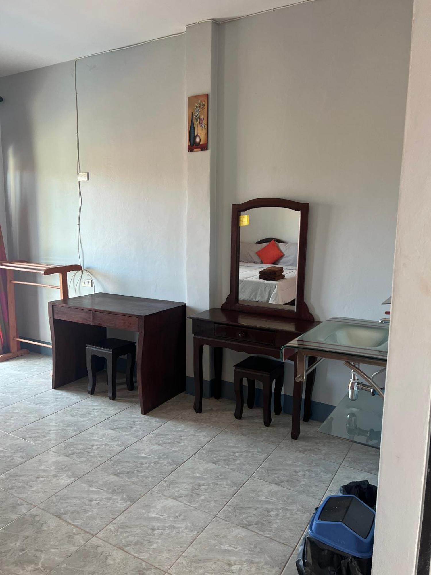 Nare Guest House Koh Lanta Exterior photo